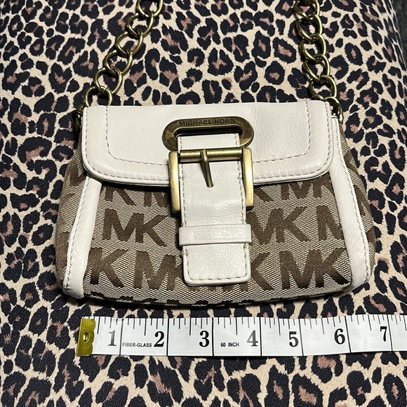 Michael Kors Woman’s Clutch - Picture 4 of 9